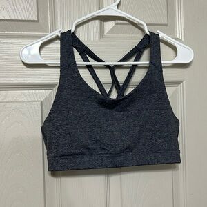 Old Navy active crisscross back sports bra no padding